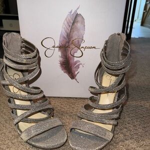 ~*NWT*~ Jessica Simpson Glittering Silver Strappy Heels